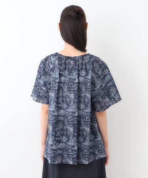LAURA ASHLEY（ローラアシュレイ）の「【コットン100％／同柄アイテムあり】ブレイスミス トワル柄 ブラウス（シャツ/ブラウス・レディース・ホワイト系3/ネイビー系・38）」の13枚目の写真