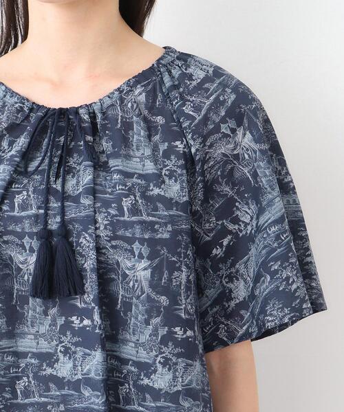 LAURA ASHLEY（ローラアシュレイ）の「【コットン100％／同柄アイテムあり】ブレイスミス トワル柄 ブラウス（シャツ/ブラウス・レディース・ホワイト系3/ネイビー系・38）」の16枚目の写真