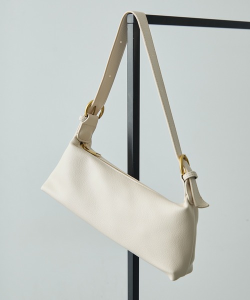 Lunea（ルネア）の「2wayワンハンドルフェイクレザーバッグ/２種類のショルダー紐付き（ハンドバッグ・レディース・ブラック/アイボリー/ブラウン/ライトブラウン・FREE）」の2枚目の写真