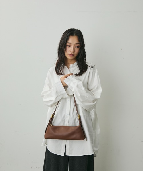 Lunea（ルネア）の「2wayワンハンドルフェイクレザーバッグ/２種類のショルダー紐付き（ハンドバッグ・レディース・ブラック/アイボリー/ブラウン/ライトブラウン・FREE）」の4枚目の写真