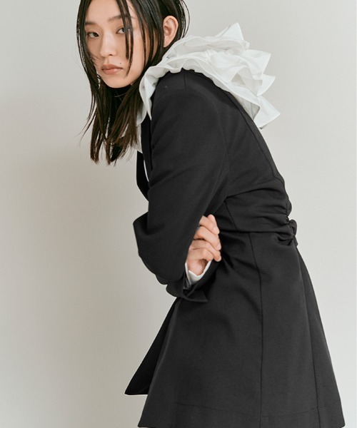 W:Huku（フーク）の「【W:Huku / ノンアイロンシリーズ】フリル フーディー ブラウス / Wrinkle-Resistant Frill Hooded Blouse（シャツ/ブラウス・レディース・ブラック/オフホワイト/ブルー系・FREE）」の11枚目の写真