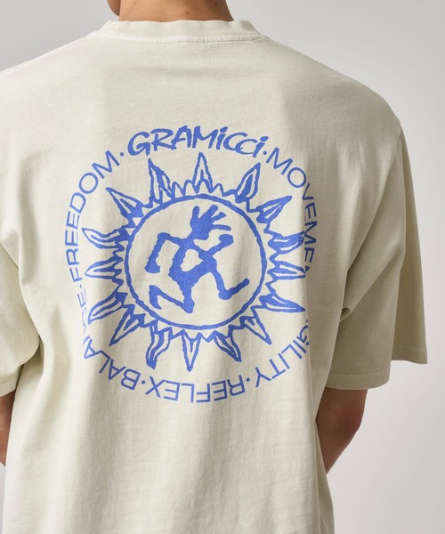 Gramicci（グラミチ）の「SUN TEE｜サンTシャツ（Tシャツ/カットソー・メンズ・マスタード/ネイビー/ナチュラル・XL/L/XXL/M/S）」の2枚目の写真