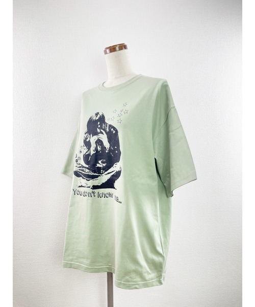 WORLD WIDE LOVE!(ワールドワイドラブ)の「YOU DON'T KNOW ME BIG TEE(Tシャツ/カットソー・レディース・オフホワイト/ライトグリーン/トップグレー・1)」の9枚目の写真