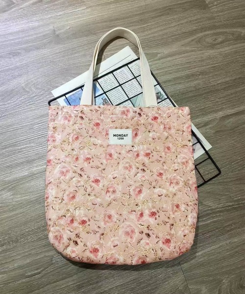 aimoha(アイモハ)の「レースフラワーキャンバストートバッグ(トートバッグ・レディース・ライトベージュ/ピンク/パープル/ベージュ・FREE)」の4枚目の写真