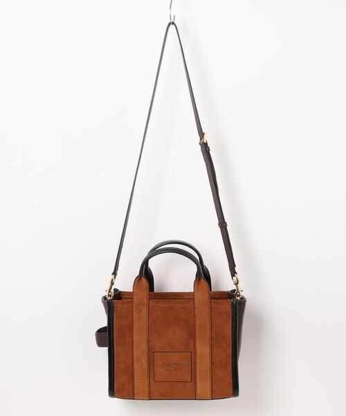MARC JACOBS(マークジェイコブス)の「SUEDE LEATHER BLOCKED SMALL TOTE BAG/ザ スエード レザー ブロックド トート バッグ スモール(トートバッグ・レディース・ブラウン系その他4・ONE SIZE)」の4枚目の写真