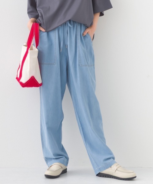 OMNES（オムネス）の「シャンブレーテーパードイージーパンツ（その他パンツ・レディース・ライトブルー/ダークブルー・FREE）」の2枚目の写真