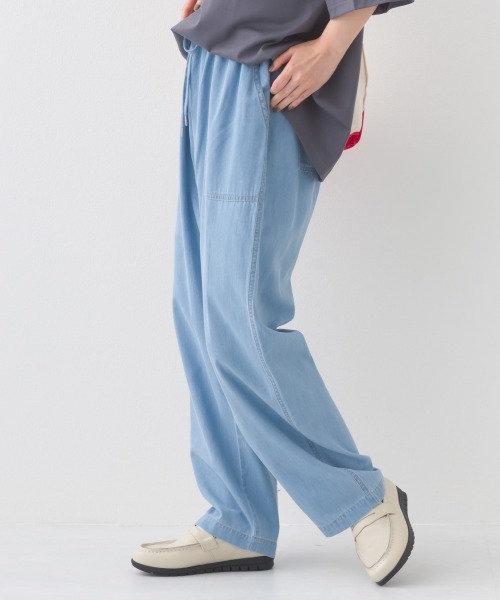 OMNES（オムネス）の「シャンブレーテーパードイージーパンツ（その他パンツ・レディース・ライトブルー/ダークブルー・FREE）」の4枚目の写真