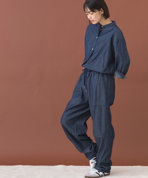 OMNES（オムネス）の「シャンブレーテーパードイージーパンツ（その他パンツ・レディース・ライトブルー/ダークブルー・FREE）」の11枚目の写真