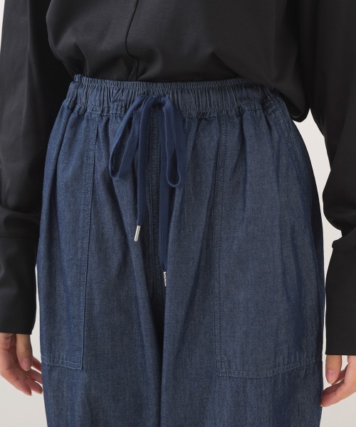 OMNES（オムネス）の「シャンブレーテーパードイージーパンツ（その他パンツ・レディース・ライトブルー/ダークブルー・FREE）」の13枚目の写真