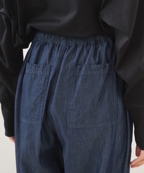 OMNES（オムネス）の「シャンブレーテーパードイージーパンツ（その他パンツ・レディース・ライトブルー/ダークブルー・FREE）」の15枚目の写真