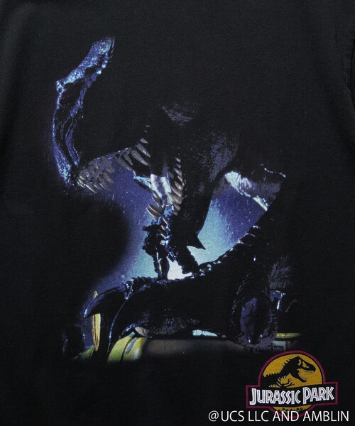 FREAK'S STORE(フリークスストア)の「FREAK'S MOVIE/フリークスムービー JURASSIC PARK T-REX2(Tシャツ/カットソー・メンズ・ブラック・MEDIUM/LARGE/X-LARGE)」の2枚目の写真