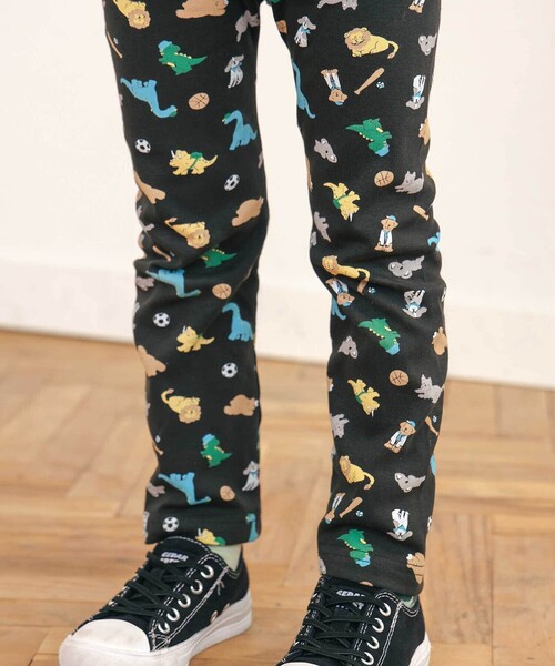 SLAP SLIP（スラップスリップ）の「【スララク/防汚加工/オーガニックコットン】前後フリーで時短！パパパッと穿ける9分丈前向きパンツ(80~120cm)（その他パンツ・キッズ・ブラック/ネイビー/グレー/ピンク/グリーン/ブラック系その他/パープル系その他/ホワイト系その他2・80ｃｍ/90cm/110cm/100cm/120cm）」の4枚目の写真