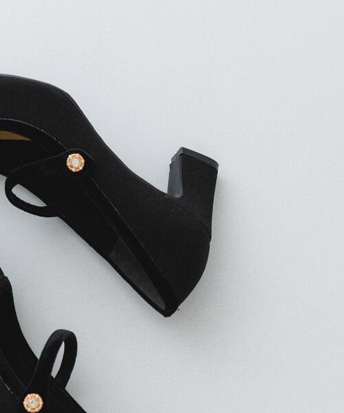 RODE SKO（ロデスコ）の「『MADE IN JAPAN』　チャンキーヒールメリージェーンパンプス（パンプス・レディース・ブラック/オフホワイト・38/36/37）」の11枚目の写真