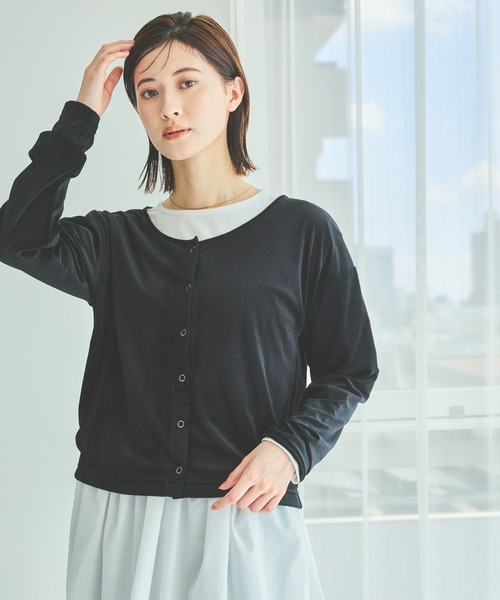 LAKOLE（ラコレ）の「シアーベロアカーディガン / 594713（Tシャツ/カットソー・レディース・ブラック/グレー/ネイビー/イエロー・FREE）」の2枚目の写真