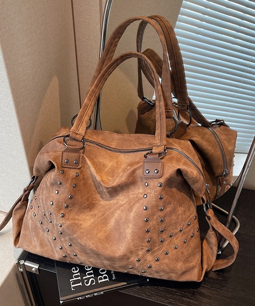 HALEY PESCA（ヘーリーペスカ）の「HALEY PESCA/【大容量/A4収納可】　ヴィンテージスタッズボストンバッグ（ボストンバッグ・レディース・オフホワイト/ブラック/ベージュ/ブラウン・FREE）」の12枚目の写真