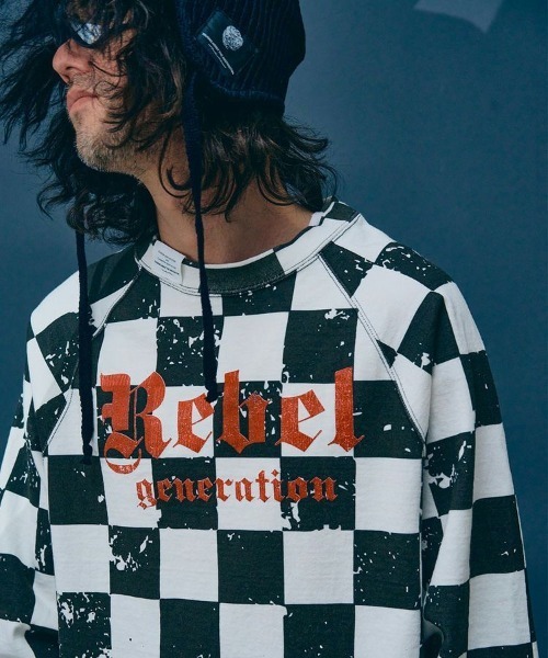 TALKING ABOUT THE ABSTRACTION（トーキング　アバウト　ジ　アブストラクション）の「【TALKING ABOUT THE ABSTRACTION】CHECKERED FLAG RAGLAN SWEAT / ブラック [2526AW-LS-001C]（スウェット・メンズ・ブラック・L/M）」の7枚目の写真