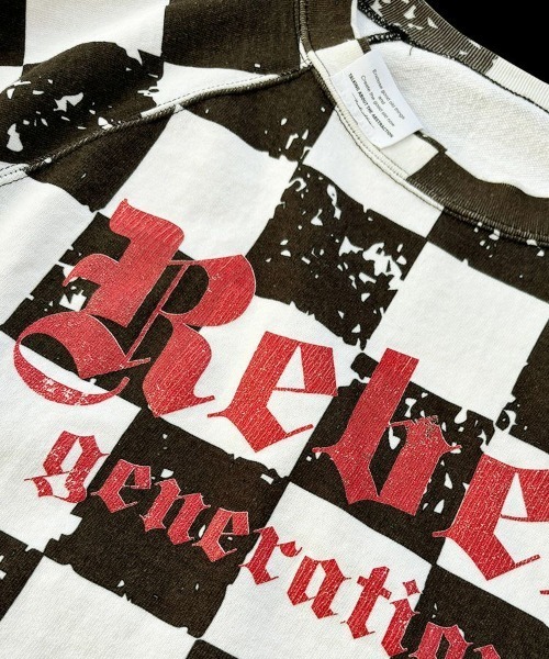 TALKING ABOUT THE ABSTRACTION（トーキング　アバウト　ジ　アブストラクション）の「【TALKING ABOUT THE ABSTRACTION】CHECKERED FLAG RAGLAN SWEAT / ブラック [2526AW-LS-001C]（スウェット・メンズ・ブラック・L/M）」の4枚目の写真