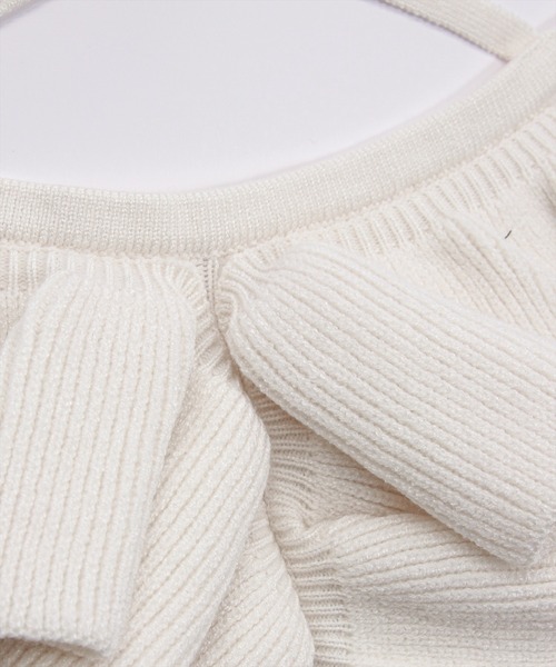 clear（クリア）の「ホルターネックリボンフリルフレアスリーブニットトップス[大人 フェミニン]（ニット/セーター・レディース・ブラック/アイボリー/杢グレー/ボルドー・F）」の6枚目の写真