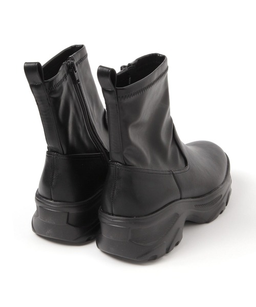 LAKOLE(ラコレ)の「ストレッチスニーカーブーツ / 581016(ブーツ・レディース・オフホワイト/ブラック・LARGE/MEDIUM)」の15枚目の写真
