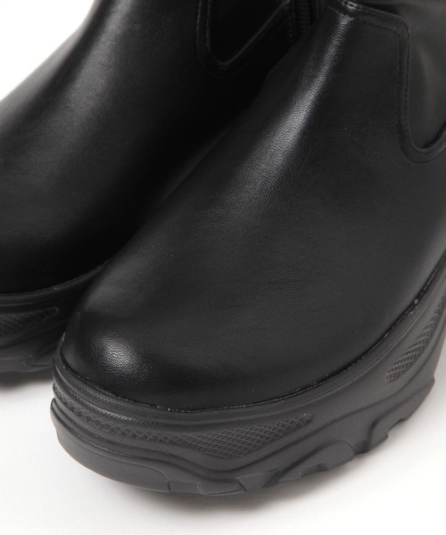 LAKOLE(ラコレ)の「ストレッチスニーカーブーツ / 581016(ブーツ・レディース・オフホワイト/ブラック・LARGE/MEDIUM)」の17枚目の写真