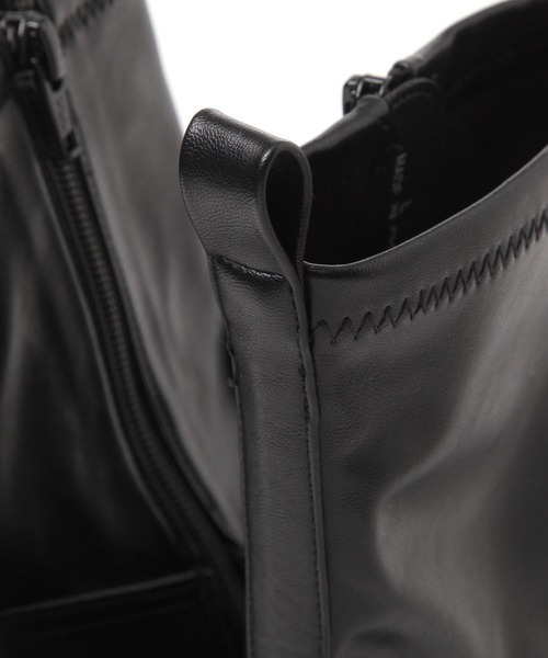 LAKOLE(ラコレ)の「ストレッチスニーカーブーツ / 581016(ブーツ・レディース・オフホワイト/ブラック・LARGE/MEDIUM)」の3枚目の写真