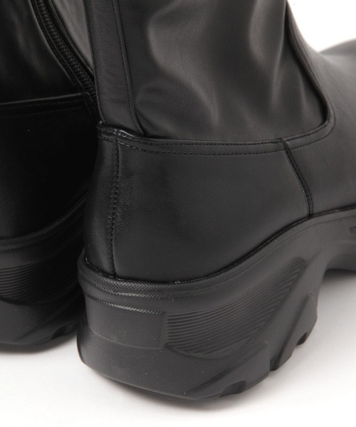 LAKOLE(ラコレ)の「ストレッチスニーカーブーツ / 581016(ブーツ・レディース・オフホワイト/ブラック・LARGE/MEDIUM)」の6枚目の写真