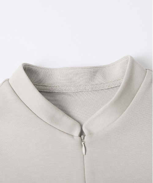 La-gemme（ラジェム）の「フロントジッププルオーバー（Tシャツ/カットソー・レディース・ブラック/グレー/ベージュ・フリー）」の4枚目の写真