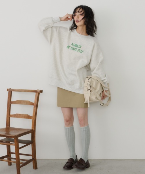 Unitage(ユニテージ)の「ビーズロゴ刺繍BIG PO(スウェット・レディース・ブラウン/ネイビー/アイボリー・FREE)」の17枚目の写真