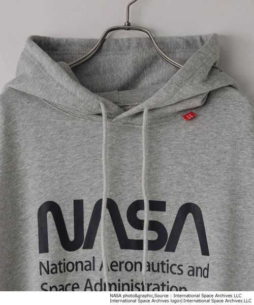 LOWRYS FARM（ローリーズファーム）の「【LFM(U)】NASAスウェットフーディー　 598337（Tシャツ/カットソー・メンズ・グレー/ホワイト・MEDIUM/LARGE）」の4枚目の写真