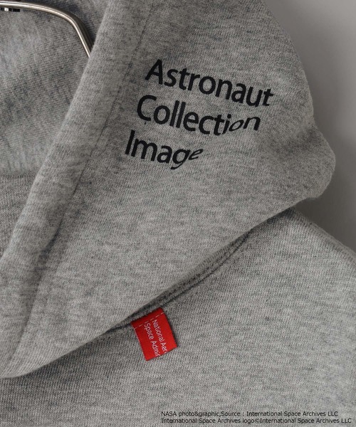 LOWRYS FARM（ローリーズファーム）の「【LFM(U)】NASAスウェットフーディー　 598337（Tシャツ/カットソー・メンズ・グレー/ホワイト・MEDIUM/LARGE）」の8枚目の写真