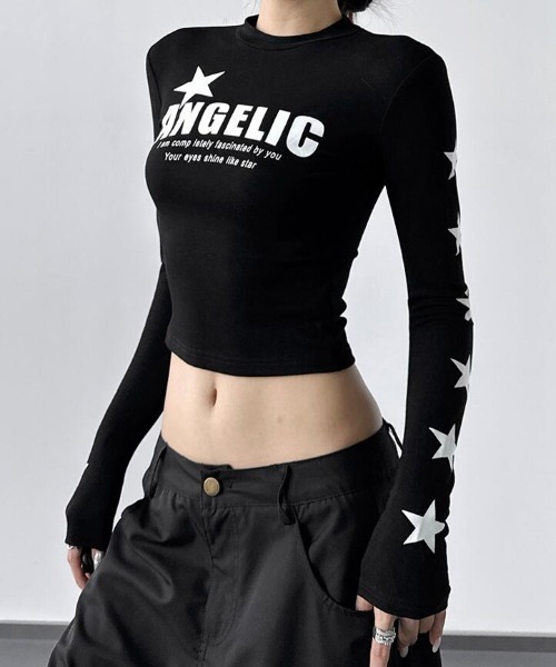 semplice(センプリチェ)の「星柄プリントのロングスリーブトップス(Tシャツ/カットソー・レディース・ホワイト/ブラック・F)」の6枚目の写真