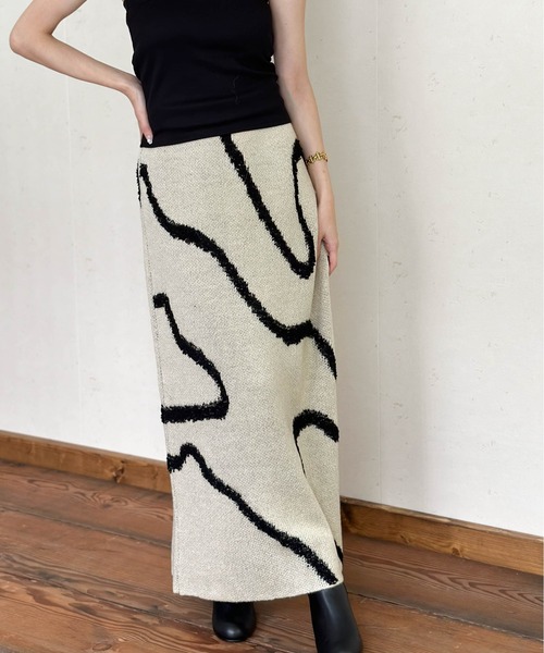 Per sist ence(パーシエンス)の「ラインジャガードタイトスカート(スカート・レディース・アイボリー/ブラック/グレー・ONE SIZE)」の14枚目の写真