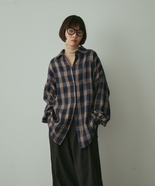 full/fill.(フルフィル)の「over check shirt / オーバーチェックシャツ(シャツ/ブラウス・レディース・ネイビー/アイボリー・FREE)」の8枚目の写真