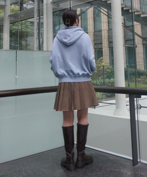 INTER FACTORY（インターファクトリー）の「kurumi - スタッズ付きZIPパーカー（パーカー・レディース・ブルー/ブラック・LARGE/MEDIUM）」の17枚目の写真