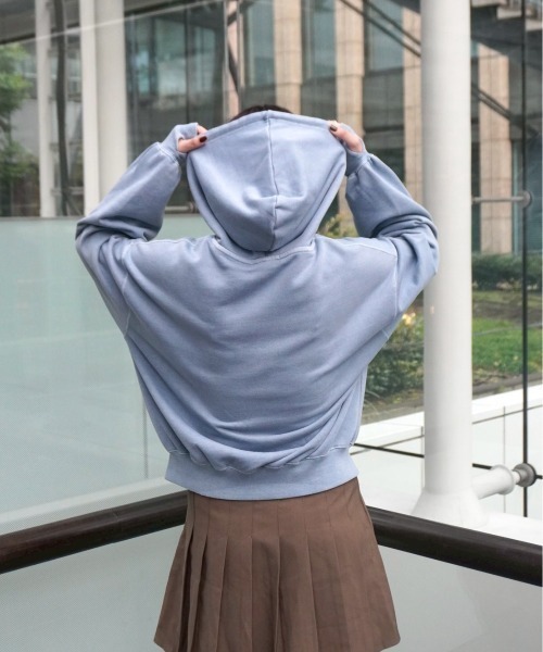 INTER FACTORY（インターファクトリー）の「kurumi - スタッズ付きZIPパーカー（パーカー・レディース・ブルー/ブラック・LARGE/MEDIUM）」の18枚目の写真