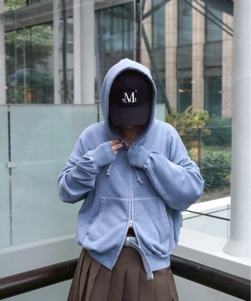 INTER FACTORY（インターファクトリー）の「kurumi - スタッズ付きZIP