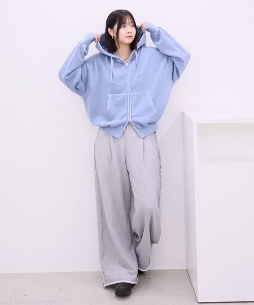 kurumi - スタッズ付きZIPパーカー（パーカー）｜INTER FACTORY