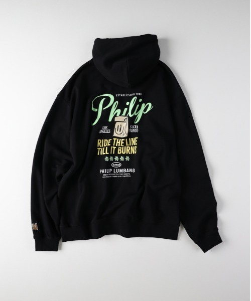 Right-on（ライトオン）の「【Philip Lumbang】プリントスウェットパーカー（パーカー・メンズ・ブラック/ネイビー/ホワイト・L/XL/M）」の5枚目の写真