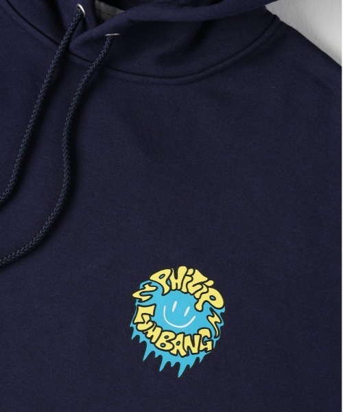 Right-on（ライトオン）の「【Philip Lumbang】プリントスウェットパーカー（パーカー・メンズ・ブラック/ネイビー/ホワイト・L/XL/M）」の10枚目の写真