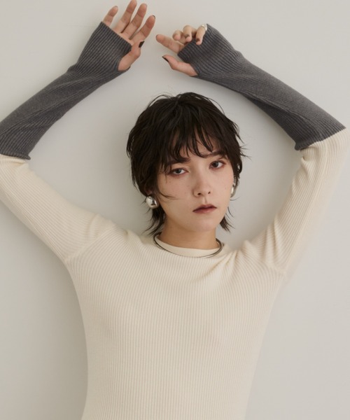DFFUR.(ディフル)の「バイカラースリーブアシメヘムトップス(Tシャツ/カットソー・レディース・アイボリー/ダークブラウン・FREE)」の7枚目の写真