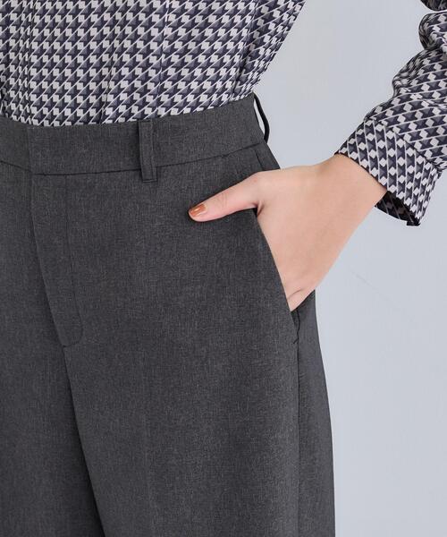 INDIVI(インディヴィ)の「【洗える/通勤/スーツ】メランジストレッチ ワイドパンツ(スーツパンツ・レディース・ネイビー/チャコールグレー/ブラウン系その他・34/12/05/03/40/38/36/19/15 /13/42)」の17枚目の写真