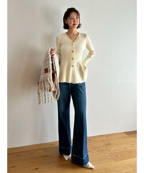 LILY BROWN（リリーブラウン）の「ペプラムニットカーディガン（カーディガン/ボレロ・レディース・ネイビー/アイボリー/ライトブルー・F）」の13枚目の写真