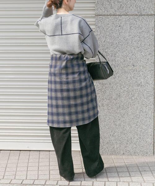 ITEMS URBANRESEARCH（アイテムズ アーバンリサーチ）の「スウェットライククルーネックニット（ニット/セーター・レディース・レッド/グレー/ブラック/アイボリー・FREE）」の9枚目の写真