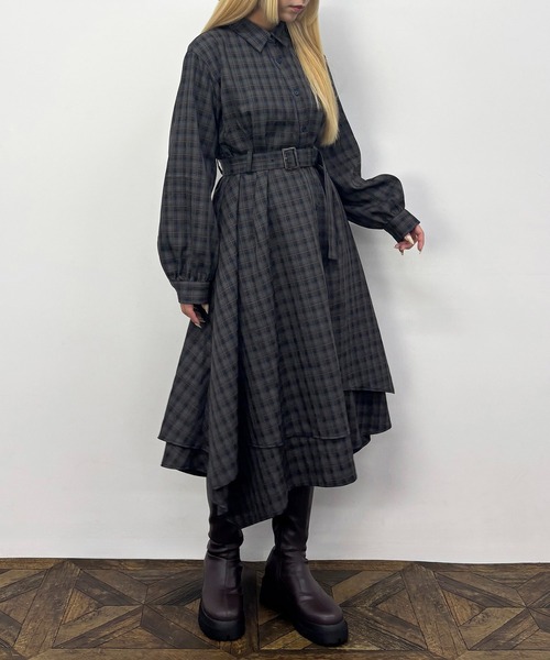 NICOLE CLUB(ニコル クラブ)の「イレヘムアシメワンピース(ワンピース・レディース・ネイビー系/ブルー/ブラウン系・MEDIUM)」の12枚目の写真