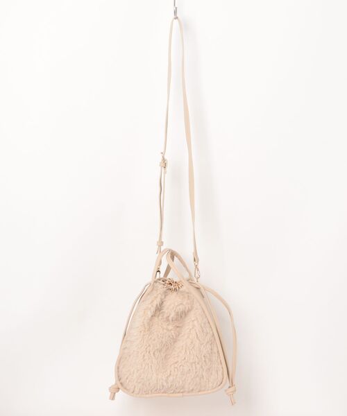 CACHELLIE（カシェリエ）の「F/FUR 2WAY TOTE（ショルダーバッグ・レディース・ブラック/アイボリー・FREE）」の2枚目の写真