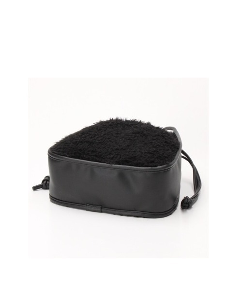 CACHELLIE（カシェリエ）の「F/FUR 2WAY TOTE（ショルダーバッグ・レディース・ブラック/アイボリー・FREE）」の6枚目の写真