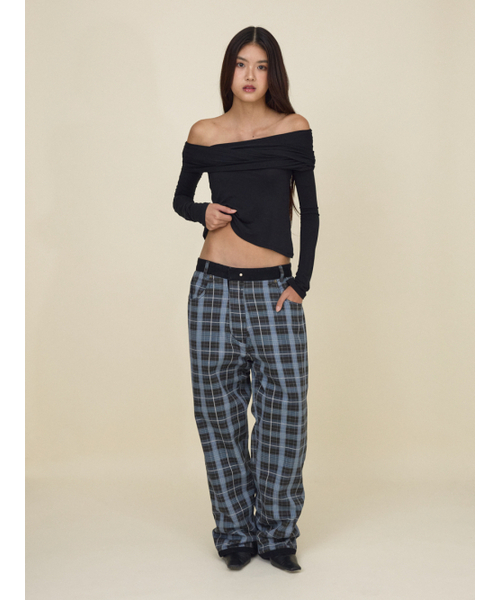 GLOWNY（グロウニ―）の「CHECKMATE REVERSIBLE DENIM PANTS (BLACK)（デニムパンツ・レディース・その他・SMALL/MEDIUM/LARGE）」の6枚目の写真
