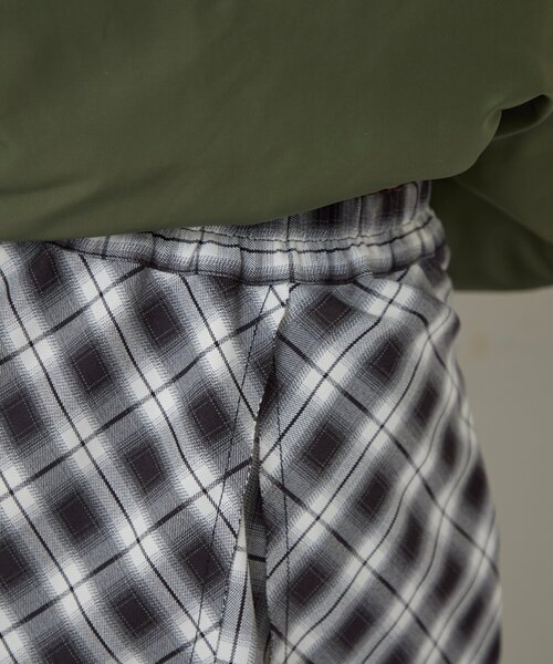 WHO'S WHO gallery(フーズフーギャラリー)の「CHECKED WRAP SKIRT(スカート・レディース・ブラック/ブラウン・FREE)」の15枚目の写真