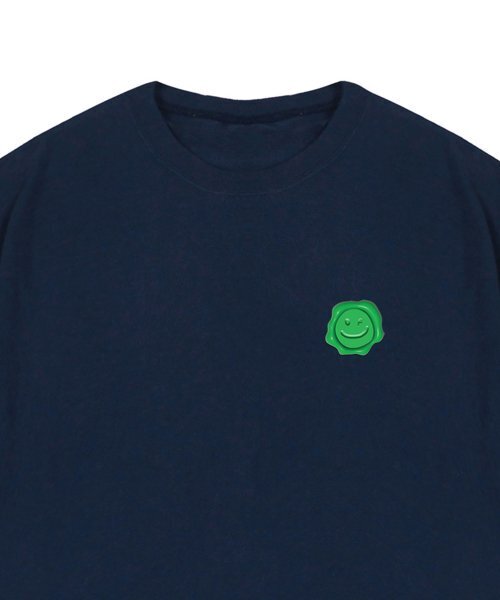 GRAVER（グレーバー）の「[ユニセックス]グリーンシーリングスモールドローイングスマイル半袖Tシャツ_ネイビー（Tシャツ/カットソー・レディース・ネイビー・SMALL/MEDIUM/LARGE）」の4枚目の写真