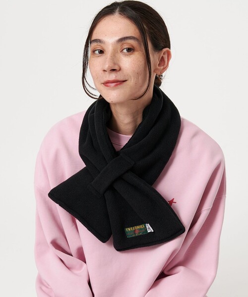 TWEED MILL(ツイードミル)の「<TWEEDMILL>フリース 2トーン マフラー(マフラー・レディース・ロイヤルブルー/ライム/ブラック・FREE)」の4枚目の写真